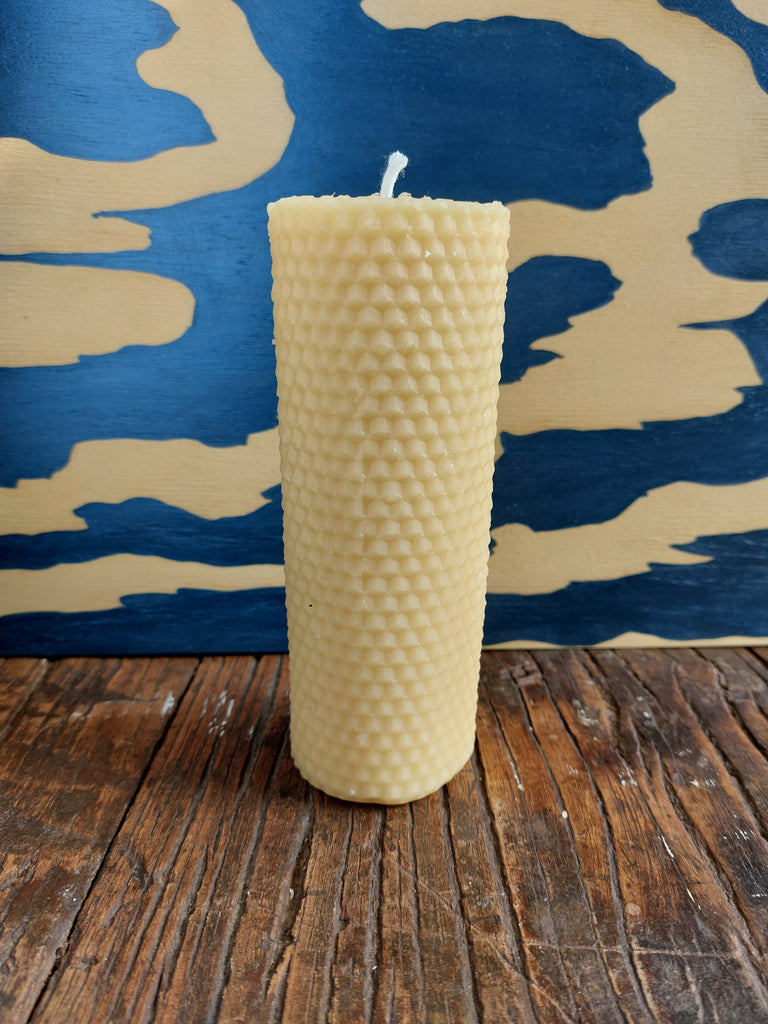 Honeycomb pattern beeswax pillars